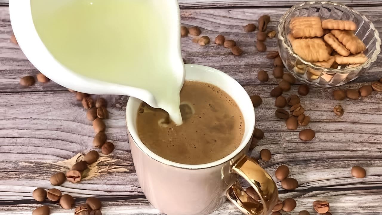 Mitä voi lisätä kahviin, jotta se olisi vieläkin terveellisempää?