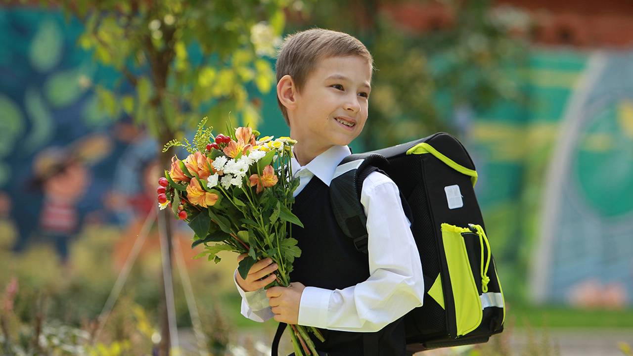 Tämä maa ilmoittaa uudesta ikärajasta valmistavalle luokalle ja ensimmäiselle luokalle pääsemiseksi seuraavasta lukuvuodesta alkaen.