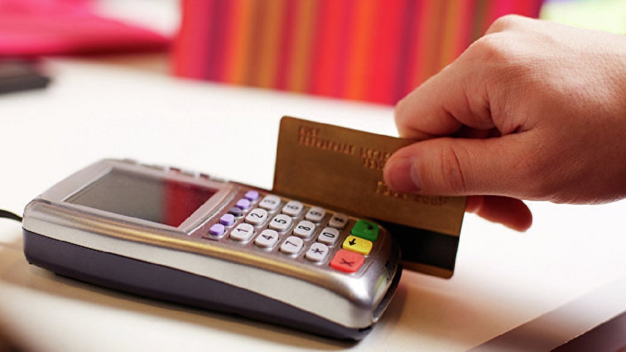 1. tammikuuta alkaen tässä maassa suositellaan, että pankkikorttitapahtumien arvo ei ylitä 25 000 euroa vuodessa, jotta vältytään verotarkastuksilta.