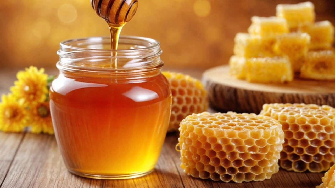 Tätä hunajaa ei enää myydä EU:ssa. Muutos tulee voimaan vuonna 2026.