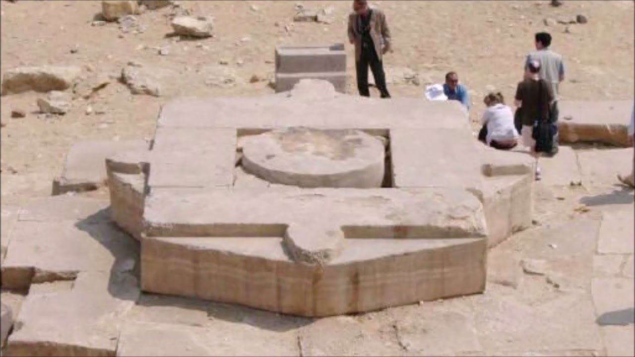 Suomalaiset arkeologit ovat löytäneet Egyptistä muinaisen aurinkotemppelin jäännökset.