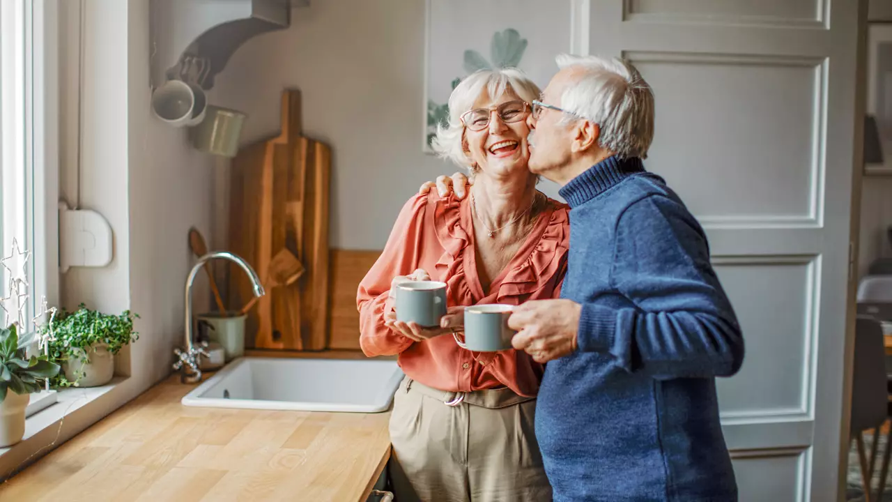 Kuinka pysyä kunnossa 70-vuotiaana: tässä on 9 pahinta tapaa, joista sinun tulisi luopua jo tänään.