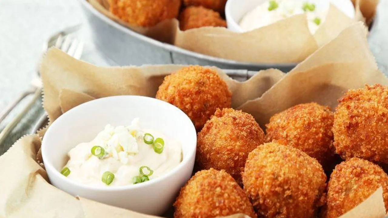 Sulattamisen jälkeen ne eivät ole kumimaisia. Näin ollen krokettien maku on sama kuin jos ne olisi juuri otettu pannulta.