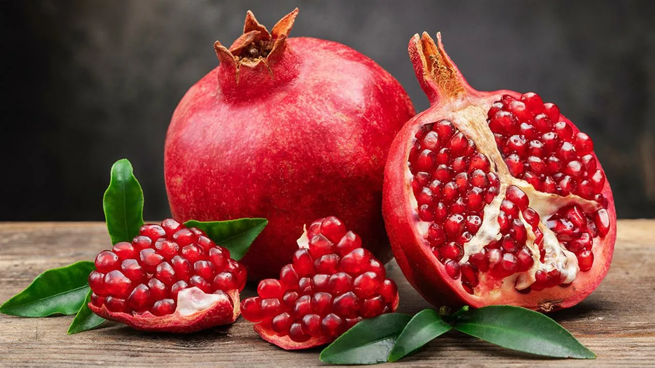 Granaattiomena: miksi se on hyödyllinen ja miten se tulisi sisällyttää ruokavalioon