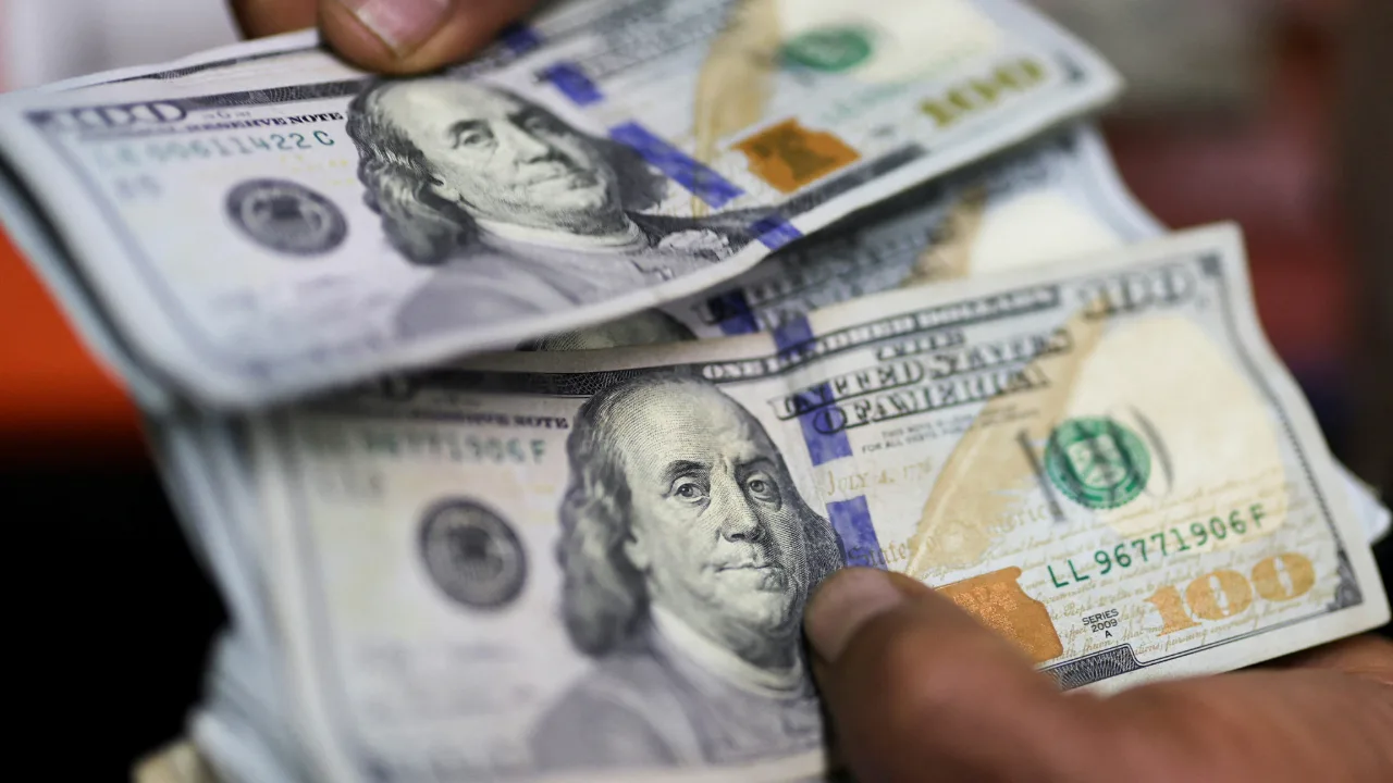 Taattu palautus | Tämän maan verovirasto maksaa automaattisesti 5000 dollaria jokaiselle, joka täyttää tämän verkkolomakkeen.