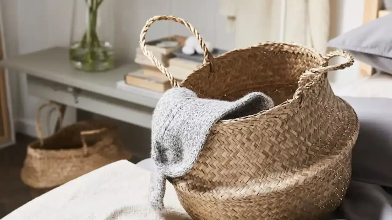 Primark on tuonut markkinoille ihanteellisen säilytyskorin sohvan peitteille: se on kaunis ja edullinen.