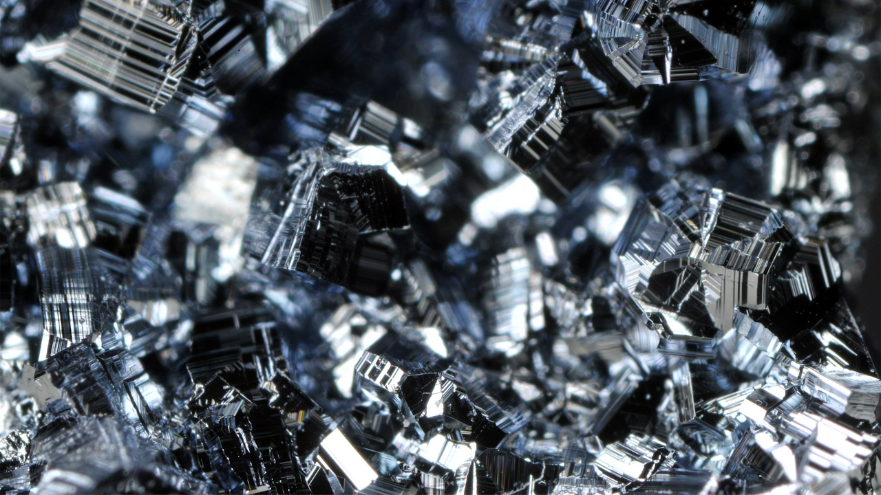 Ne muodostavat maapallon kestävimmän ja kovimman metallin: se on yhden voiman käsissä.